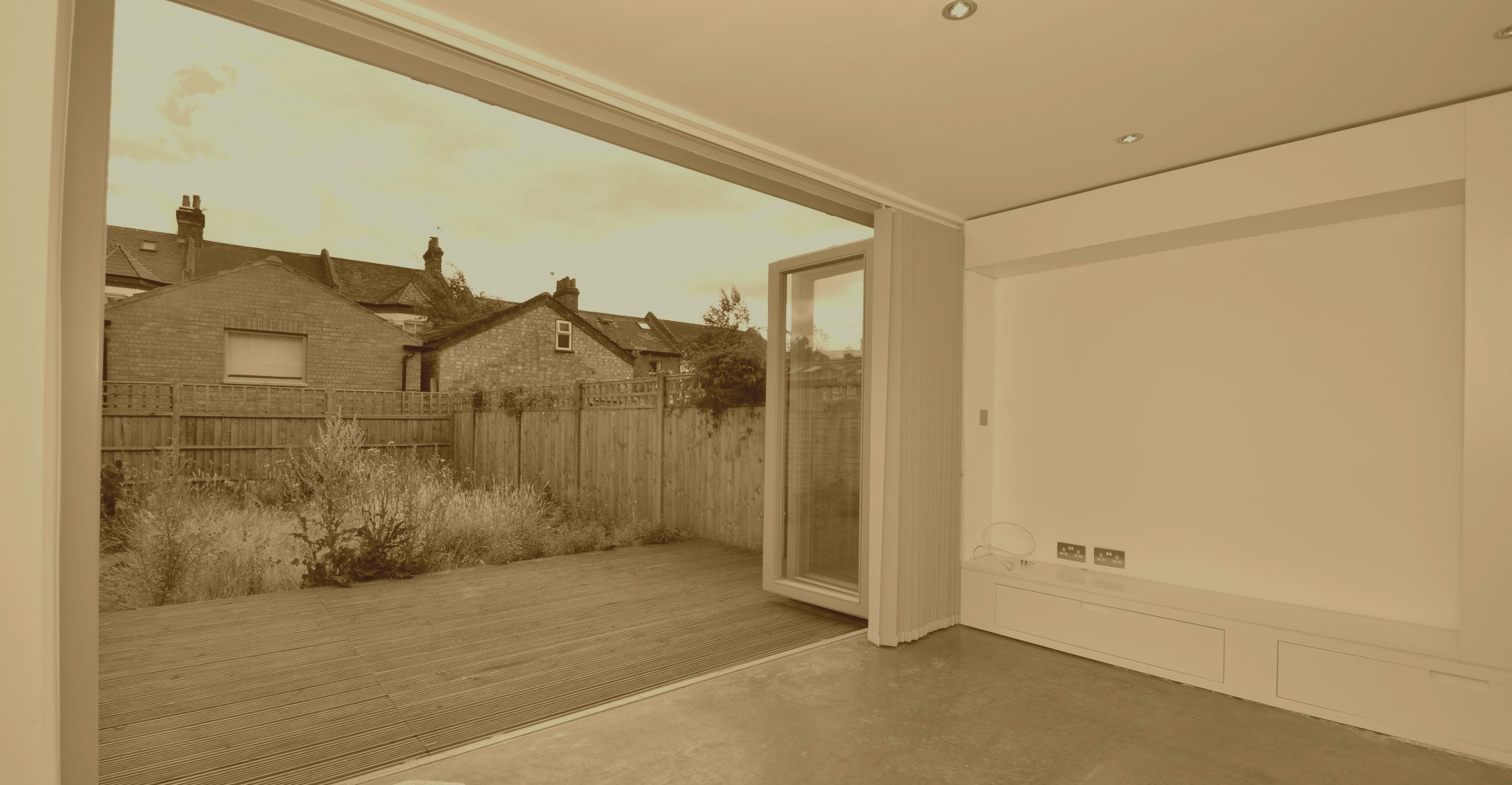 Slider, Glaziers in Finchley Central, N3
